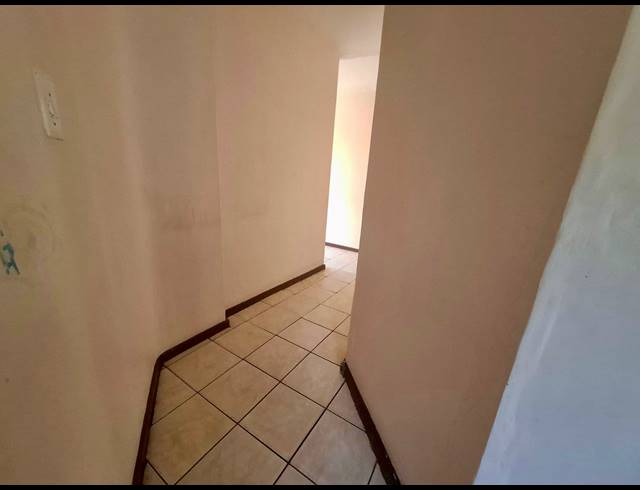 3 BEDROOM APARTMENT FOR SALE IN SUNNYSIDE